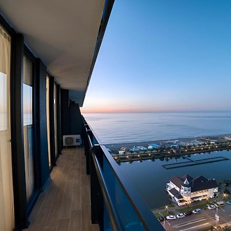 Orbi Batumi City Beach View Hotel 외부 사진