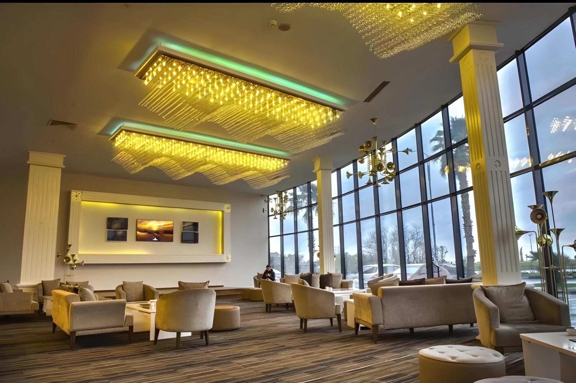 Orbi Batumi City Beach View Hotel 외부 사진