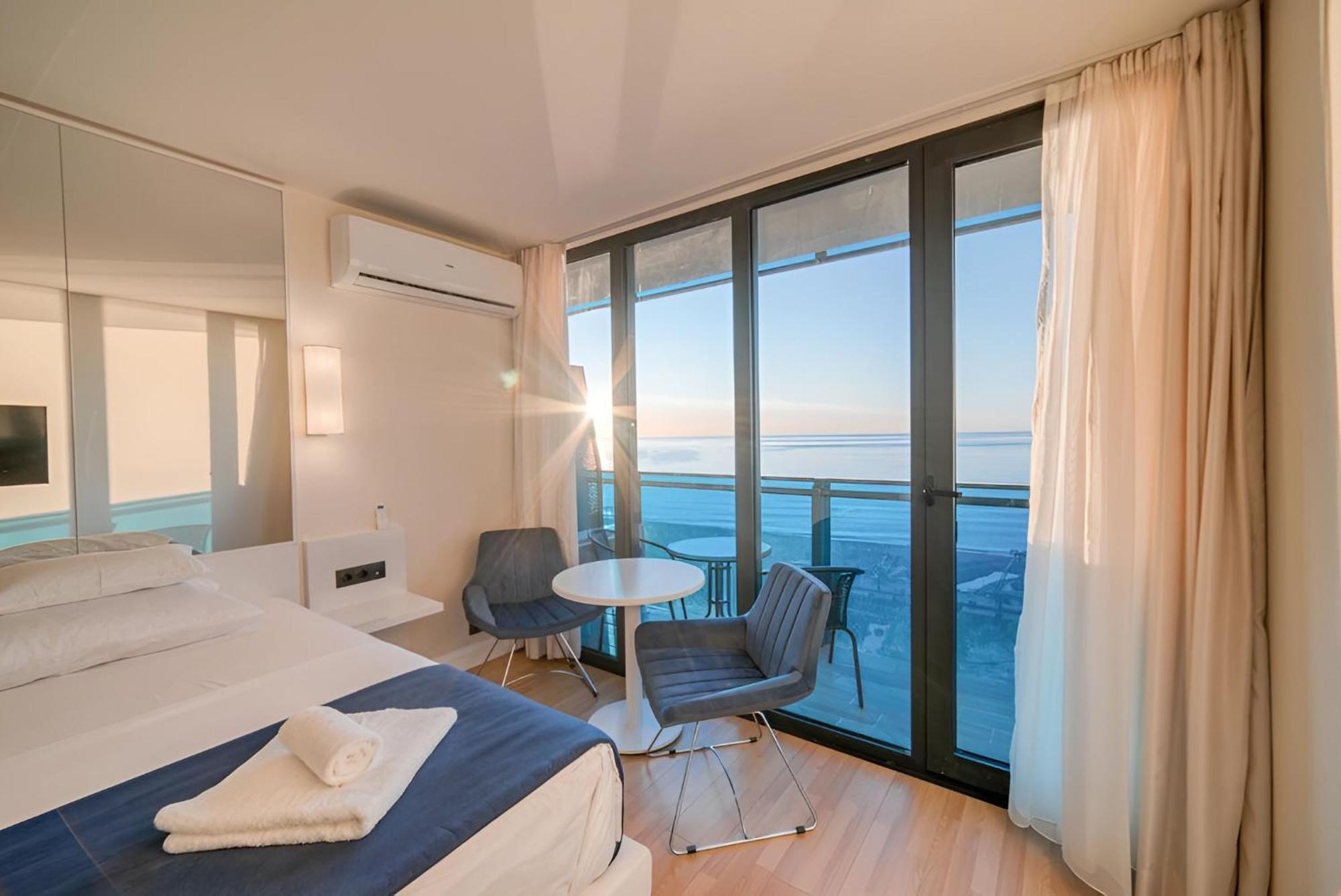Orbi Batumi City Beach View Hotel 외부 사진