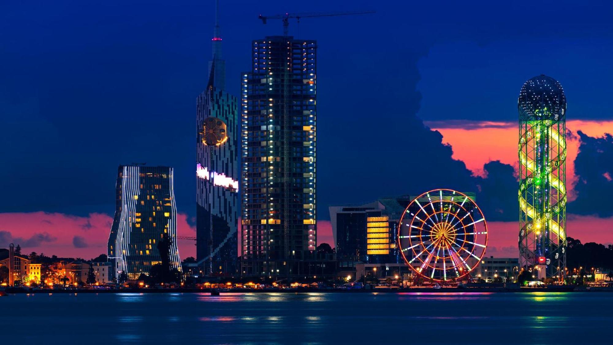 Orbi Batumi City Beach View Hotel 외부 사진