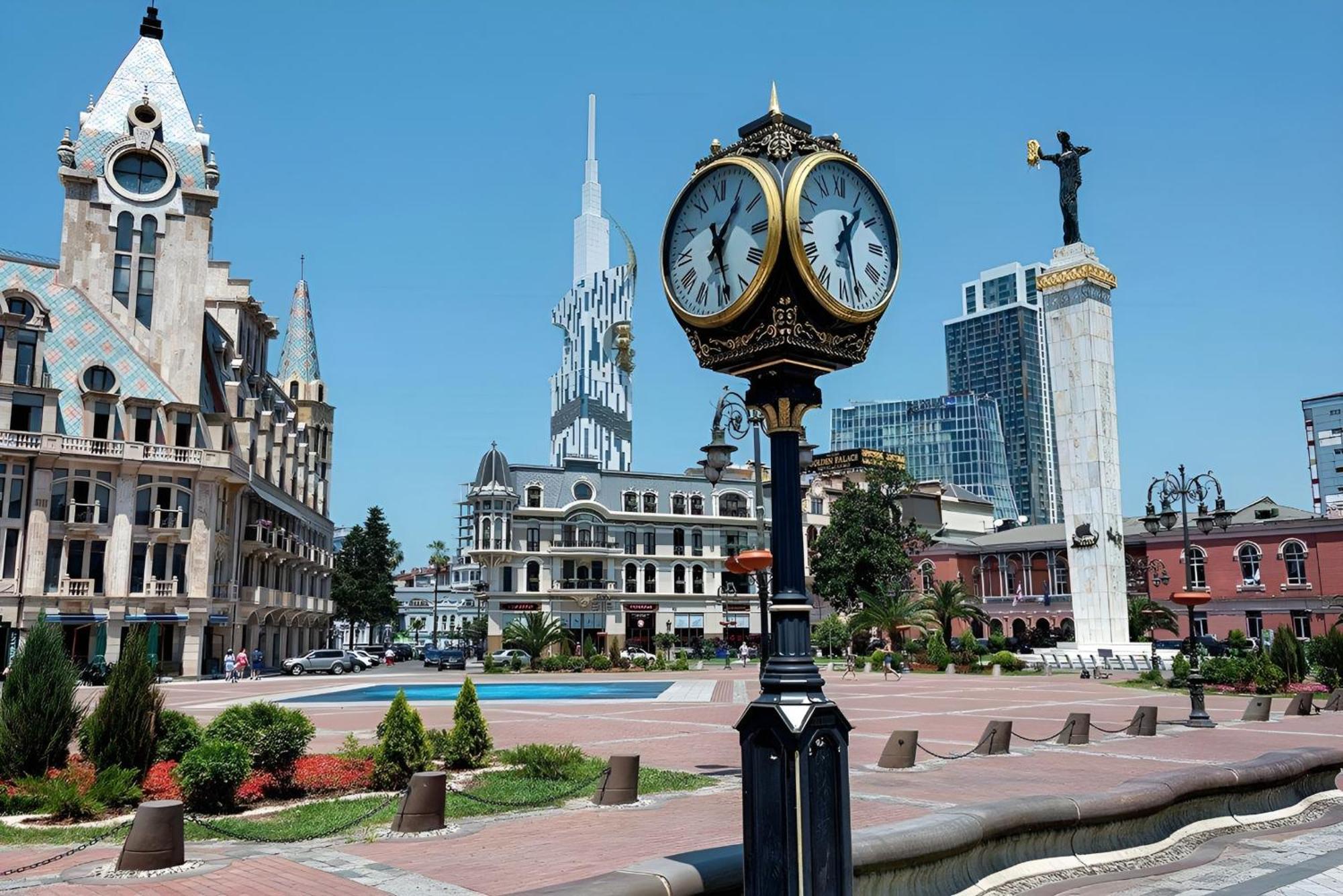 Orbi Batumi City Beach View Hotel 외부 사진